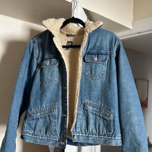 GAP jean sherpa jacket size medium